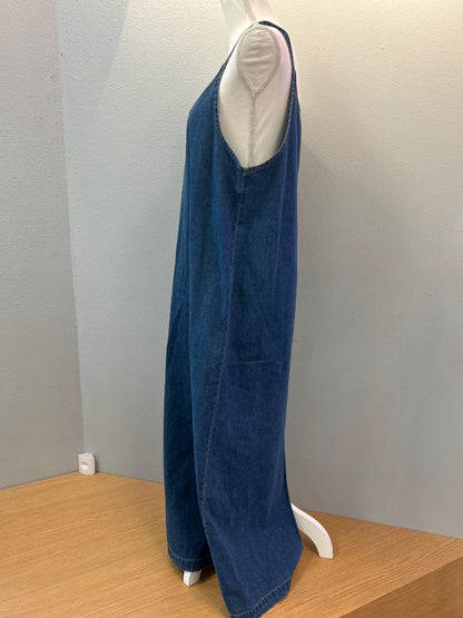 Gap L Mid Wash spag strap chambray straight