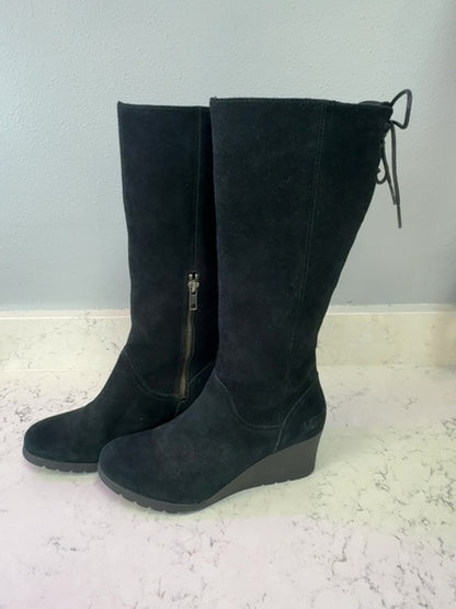 UGG Women Size 8 Boots