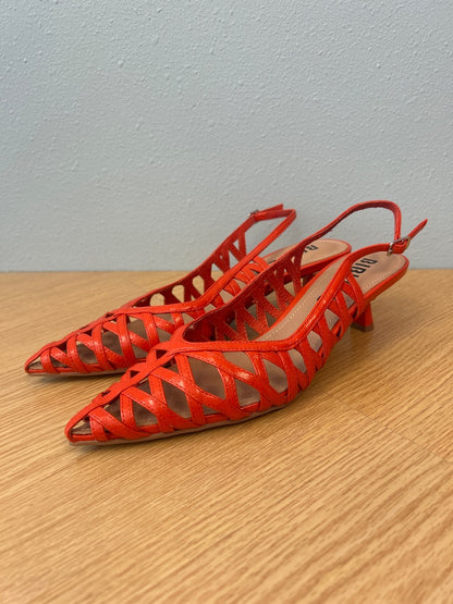 Bibi Lou 8.5 Orange Woven point toe kitten heel