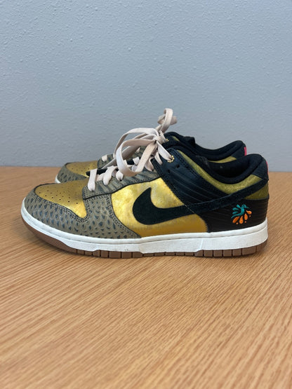 Nike 9 Gold dia de muertes gold lace up sneaker W/ BOX