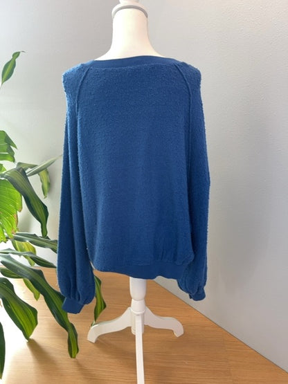 Free People XS Blue knit LS w/ distressed oversized look NWT