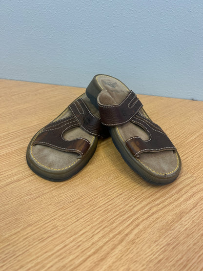 Dr Martens 8.5 Brown leather sandals /w brown sole