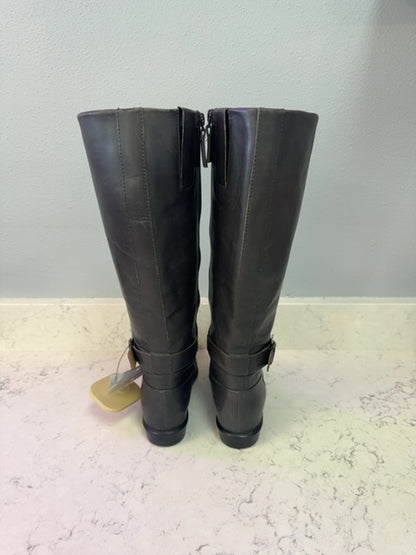 Nine West 7 Grey Tall Lether w/ankle strap