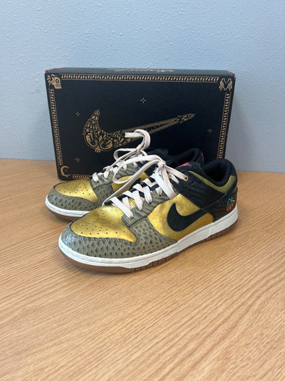 Nike 9 Gold dia de muertes gold lace up sneaker W/ BOX