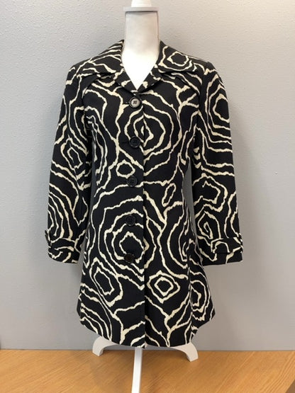 Trina Turk 8 Black zebra trnch w/ pink satin lining