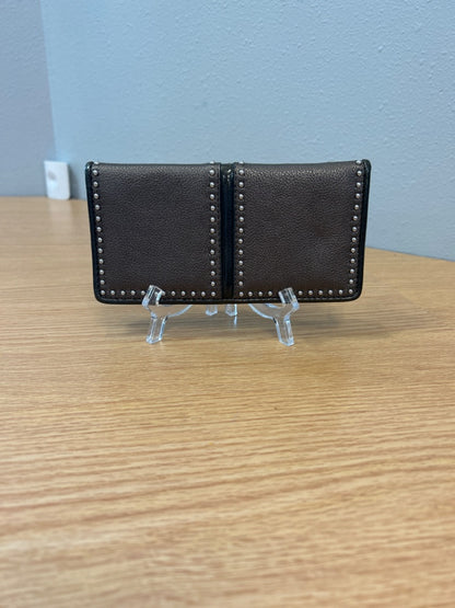 Brighton  Brown Leather/Studs snap close