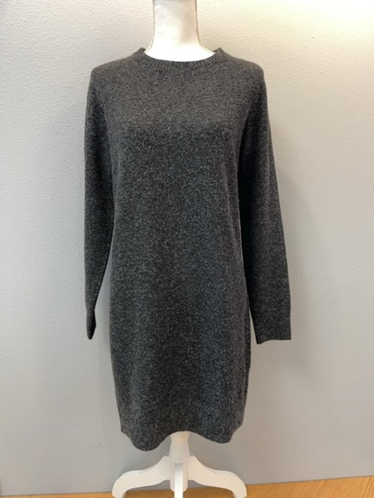 Vero Moda M Gray knit sweater dress LS Ucut NWT