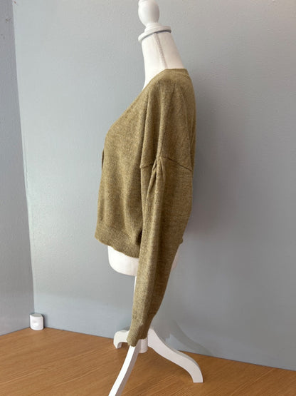 Mod Ref L Green 3 bttn front, olive green