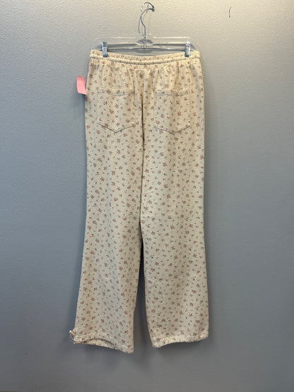New In S Cream Floral Pull on NWT