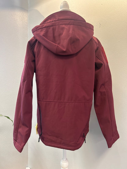 Softshell with removable hood