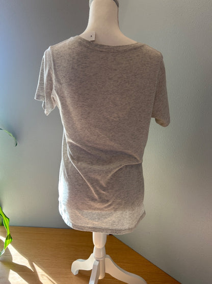 Sota L Gray vneck 'SOTA' graphic SS