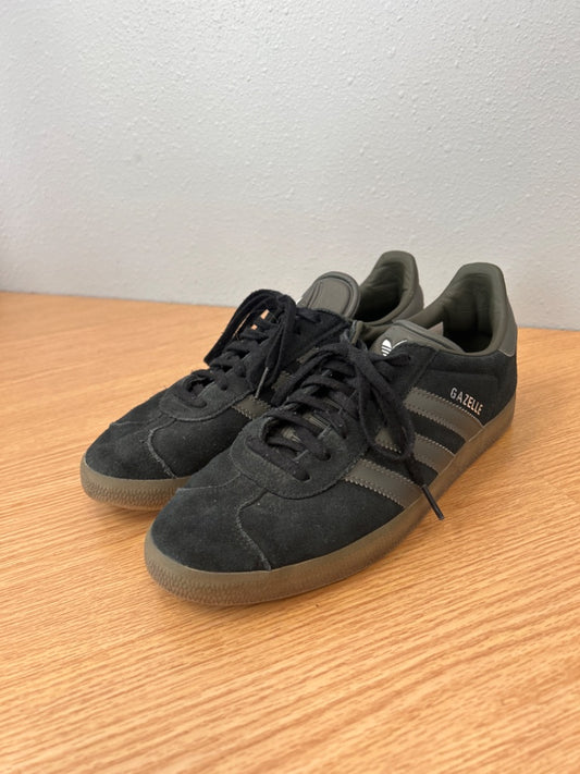 Adidas Originals 9 Black 'Gazelle' lace up low pro sneakers