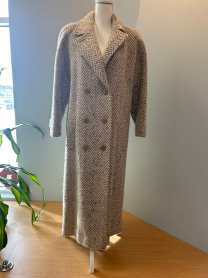 Braetan L Cream 100% wool herringbone double breasted trench
