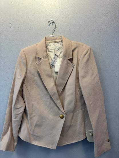 A.L.C. XL Tan NWT Linen blend 1 bttn
