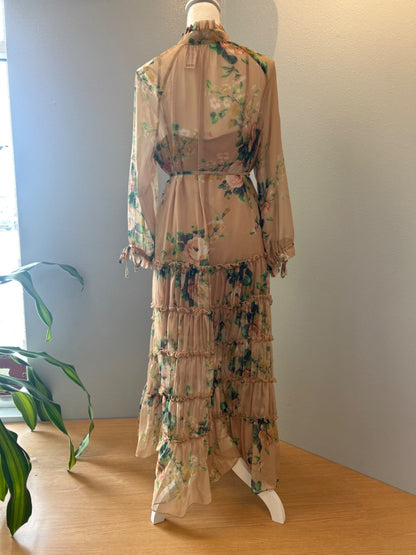 L’Atiste L Tan Sheer LS ruffle maxi w/ belt/slip