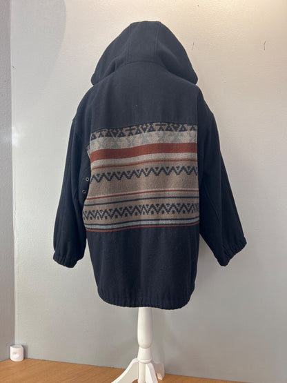 Maggie Lawrence M Black/Green Hooded geo print w/toggles