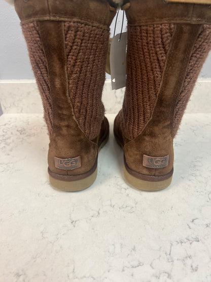 UGG 7 Brown Knit calf boots w/ ties/fur lining
