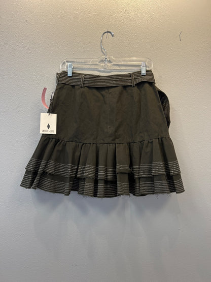 Whiteroom + Cactus M Grey NWT Mini wtiers + Bel;t