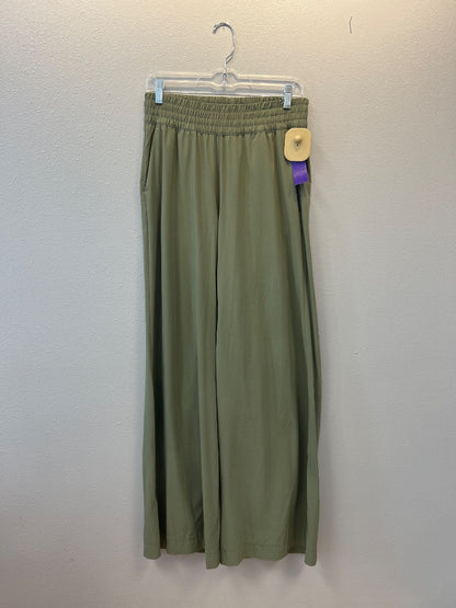 Vuori M Green slip on nylon wide leg pant