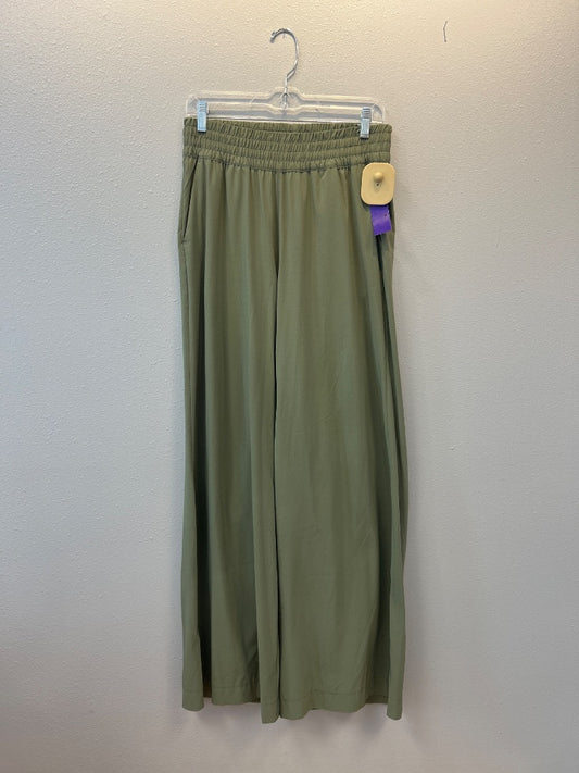 Vuori M Green slip on nylon wide leg pant