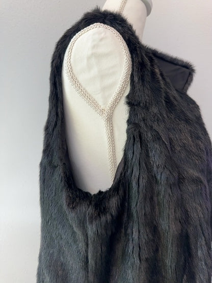 Chico's Chico's 1/8 Black Faux fur open front VEST NWT