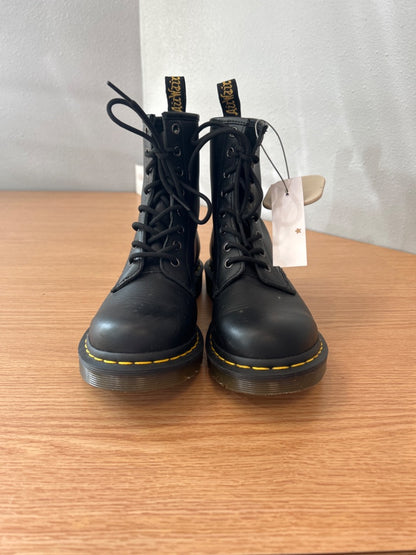 Dr Martens 7 Black LEather Lace up Combat