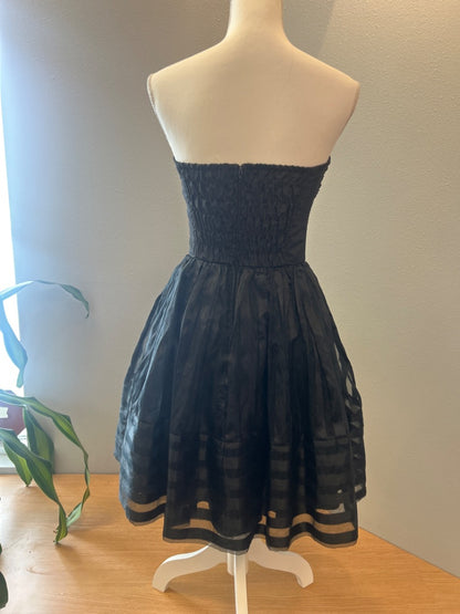 Betsy Johnson 2 Black Corset strapless party dress