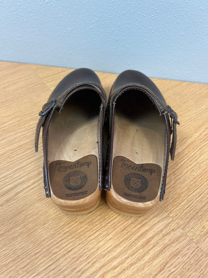 troentorps 8/8.5 Brown leather clog w/ wooden sole