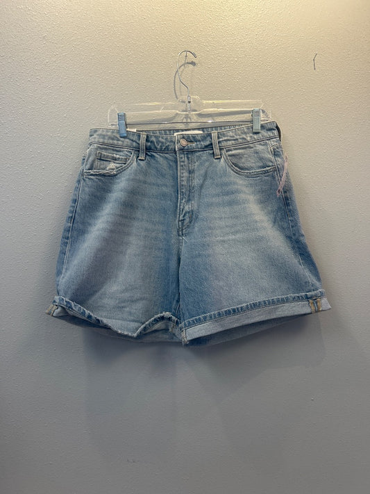 Vervet L Light Wash Denim mid thigh short NWT
