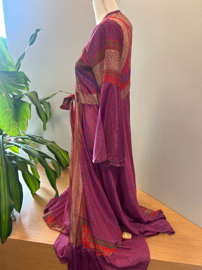 blackfish the Label os Purple /red patterned upcycled SILK robe