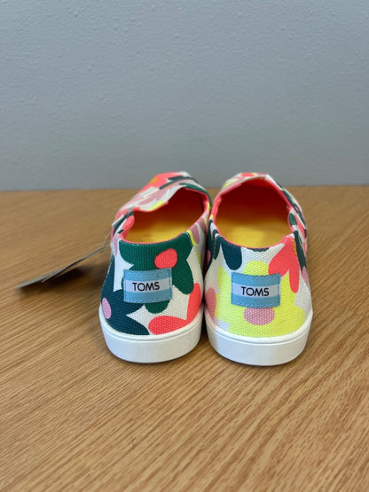 Toms 10 Pink NWT floral canvas slip on
