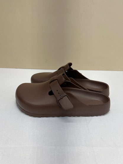 Birkenstock 10/10.5 Brown rubber slip on clogs NWOT