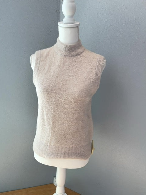 Rachel Zoe xs tan/creamish furry sweater vest