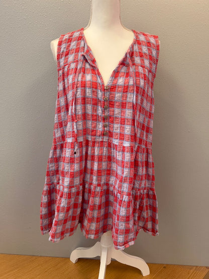 Pilcro XL Red /blue gingham bttn/ruffle tank w/ ties