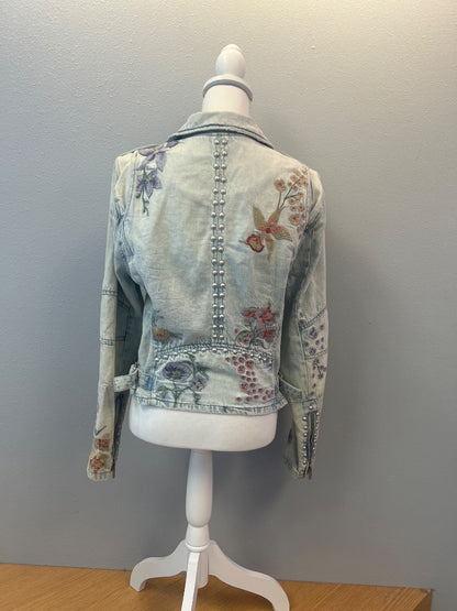 Blank NYC L Blue floral light wash jean moto jacket w/ studs/zips