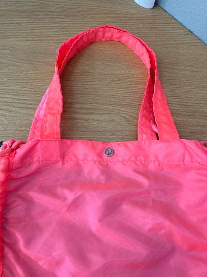 Lululemon  Pink nylon ruched tote w/ ties