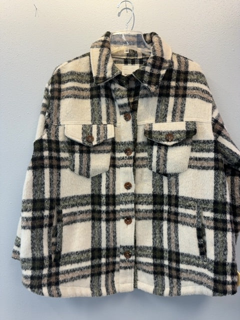 Avec Les Filles 1X Cream /green plaid fuzzy button down shacket LS