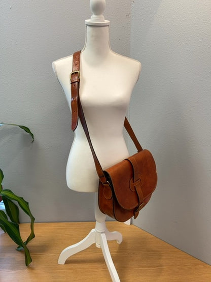 NO BRAND  Tan Genuine leather crescent bag w/ crossbody strap/buckle