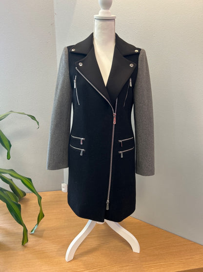 Dawn Levy S Black Midi button up jacket w/ gray/silver hardware