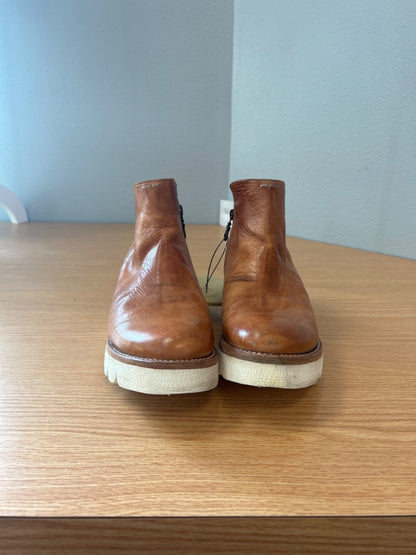 Bed|Stu 9 Brown leather platform like zip ankle