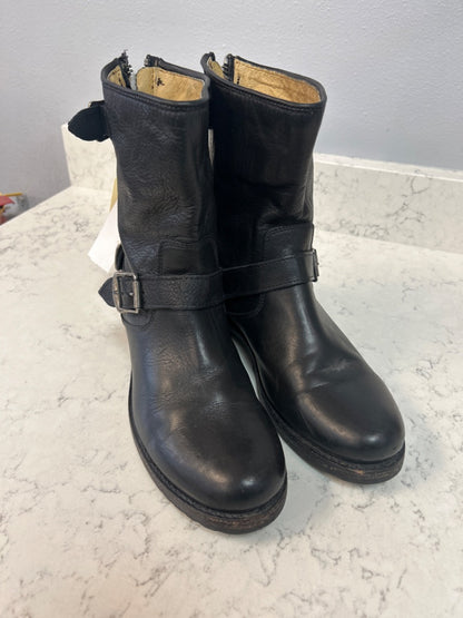 Frye 9 Black 'Veronica Boot' leather calf boot